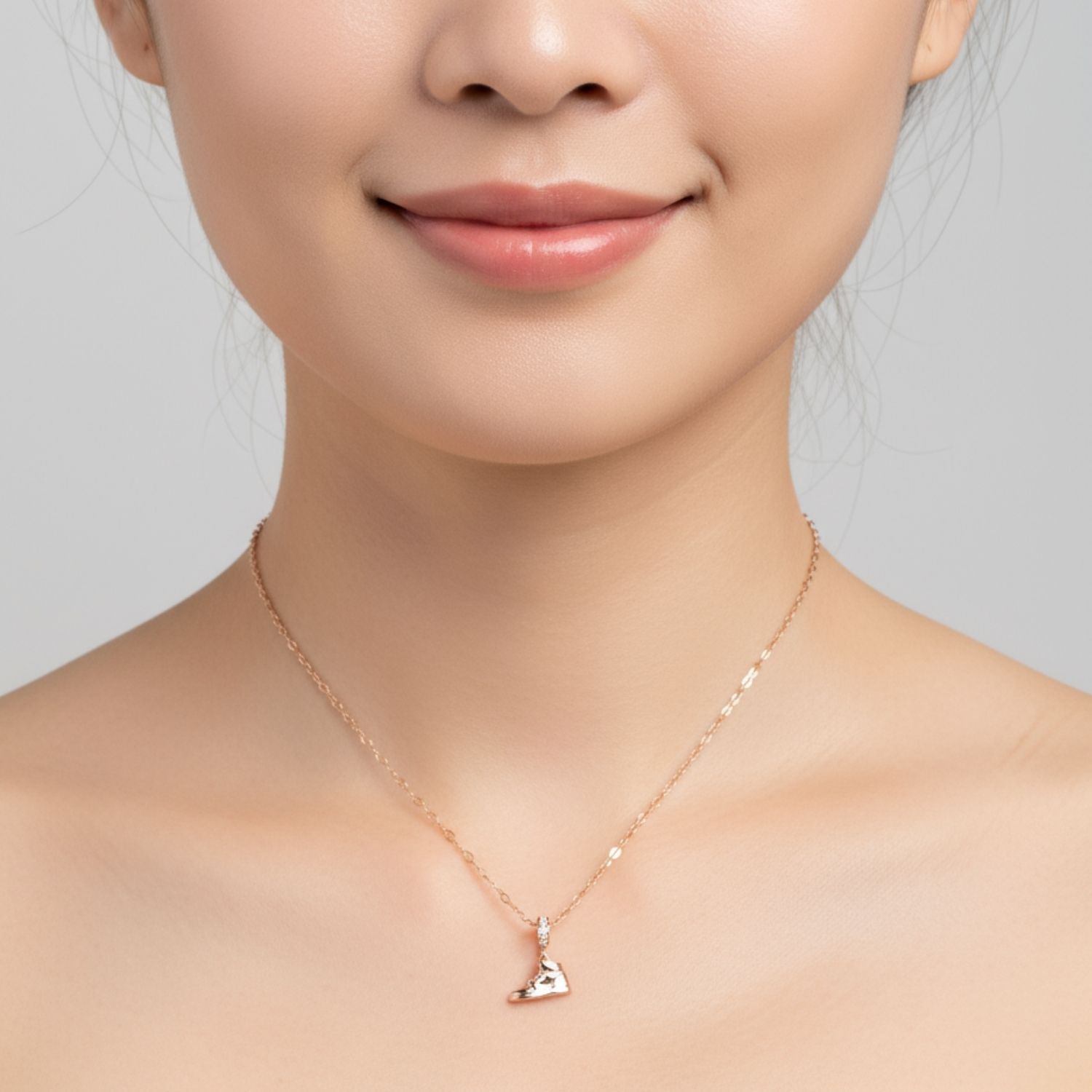 UBS Gold Liontin Emas World Tour Italia Charmee - Cdl0256 - 17K