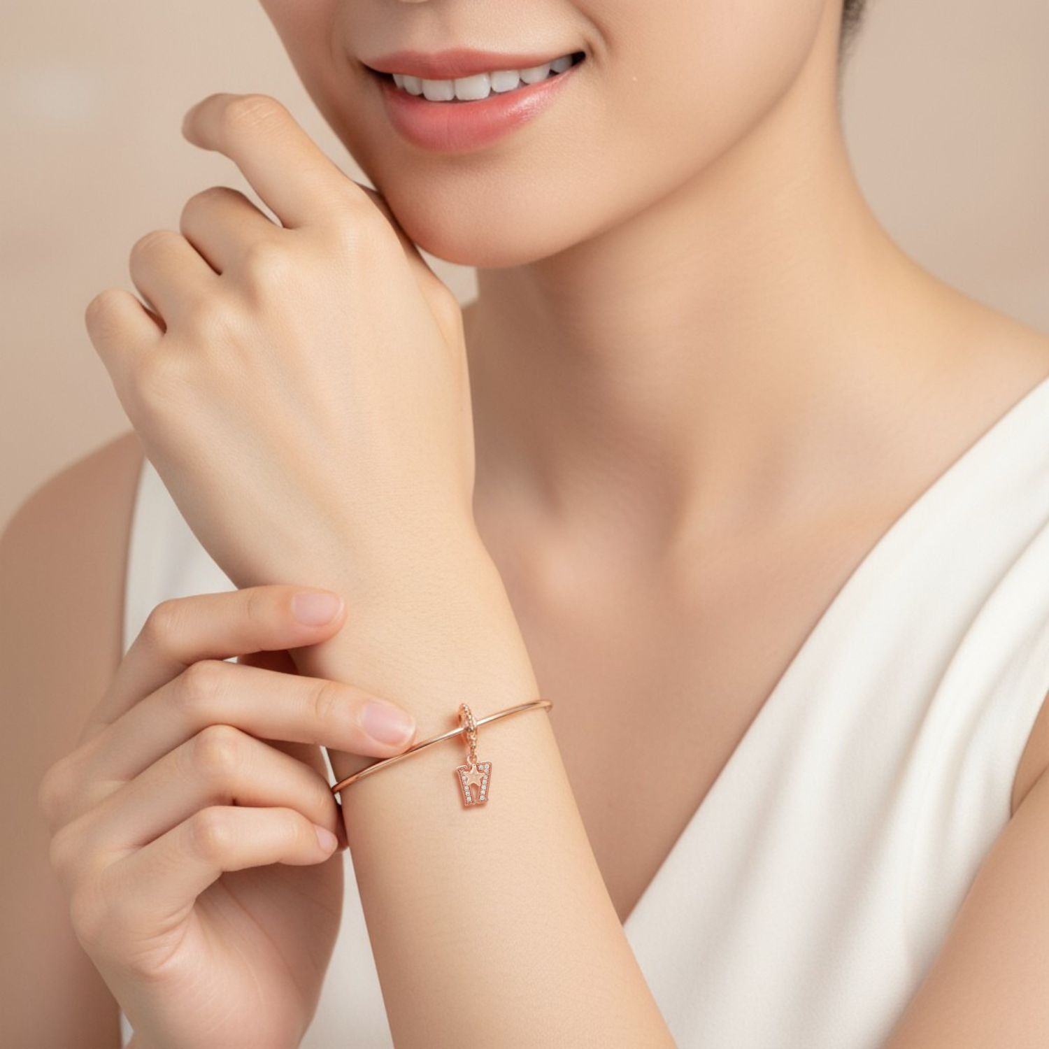 UBS Gold Liontin Emas Charmee 17th - Clb3757 - 17K